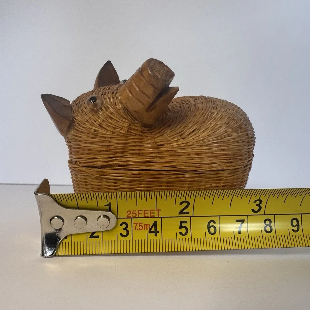 Vintage Wicker Pig Basket Novelty - Small Cute Storage Trinket Box Brown